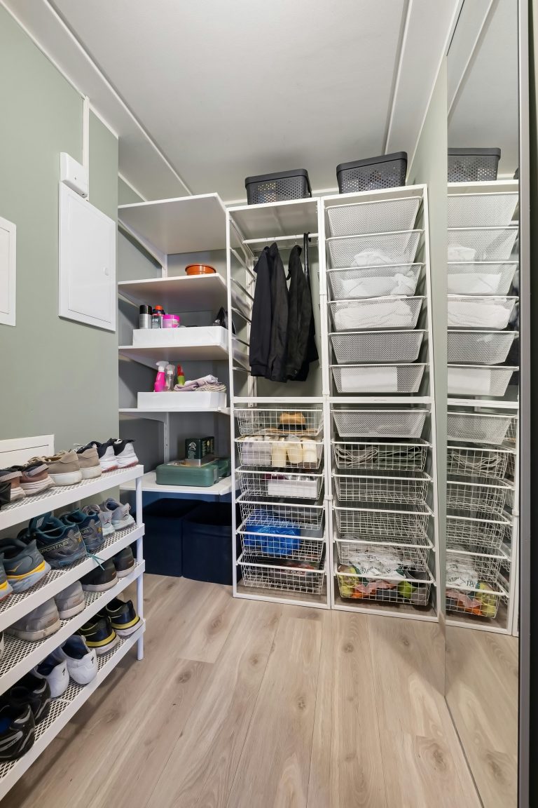 Read more about the article Smart Storage for Small Apartments: 10 Clever Solutions That Actually Work