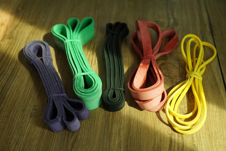 Read more about the article 7 Fold-Away Gym Equipment Picks That Actually Fit in a Closet